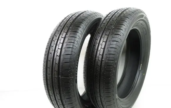 Volkswagen Golf V R16 summer tire 
