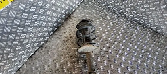 Toyota Avensis T250 Front shock absorber with coil spring