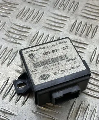 Audi A6 S6 C5 4B Light module LCM 4B0907357 5LA00784500 280898