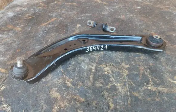 Nissan X-Trail T32 Front lower control arm/wishbone 545014BA0A