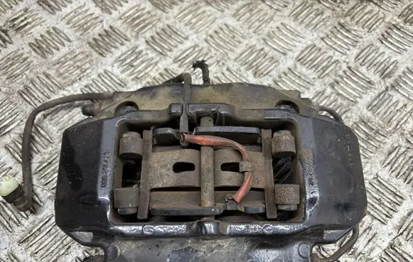 Porsche 911 996 Front brake caliper