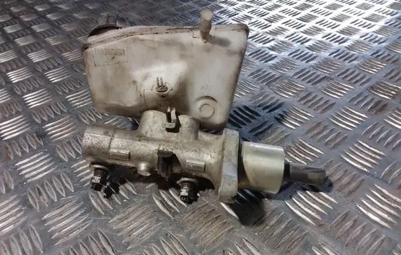 Peugeot 607 Master brake cylinder 0204224135