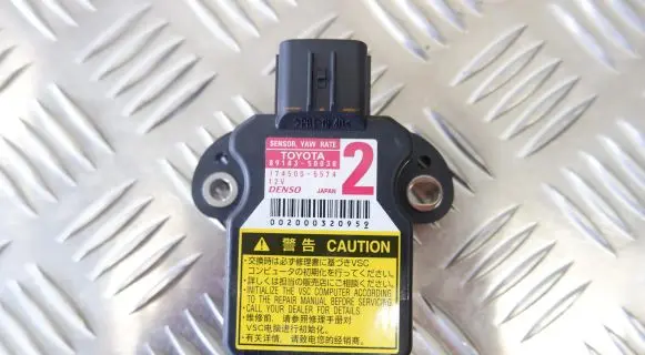 Lexus GS 250 350 300H 450H Acceleration sensor 8918350030
