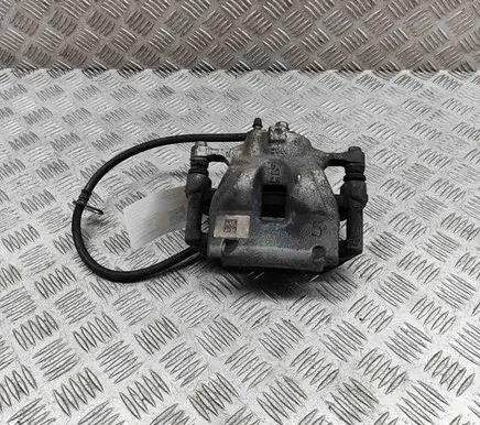 Toyota Yaris Cross Front brake caliper 4773002590