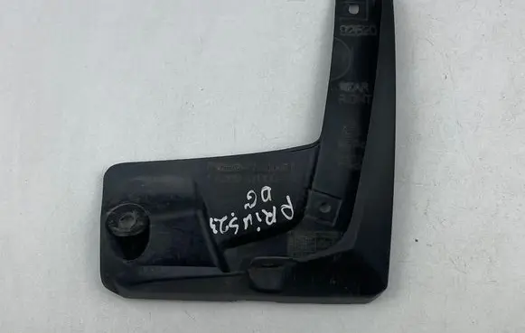Toyota Prius xw60 Rear mudguard PK38947R00R