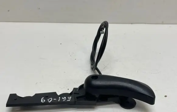 BMW 5 E60 E61 Engine bonnet (hood) release handle 9143458 22339910