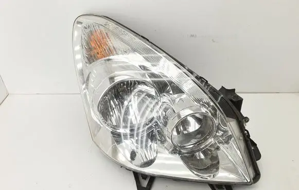 Citroen Jumpy Headlight/headlamp P7105R TOYOTACOROLLAVERSO