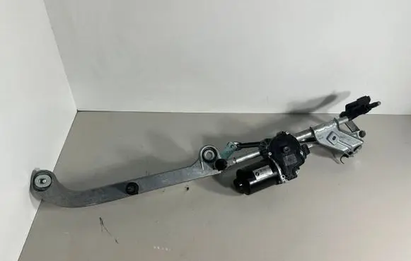 BMW 2 F45 Front wiper linkage and motor 7301045 152961340