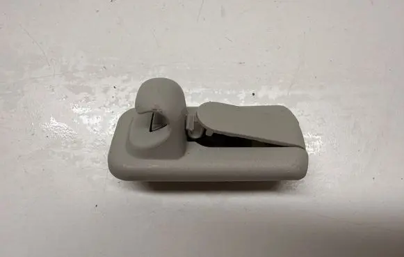 Chrysler Pacifica Sun visor clip/hook/bracket 5RH21TRMAA