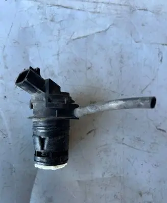 Toyota Prius (NHW20) Windscreen/windshield washer pump 8533060190 0602104541