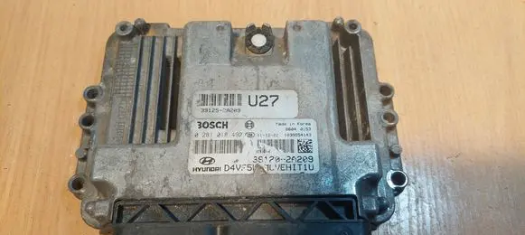 Hyundai i40 Engine control unit/module ECU 0281018492 39120-2A209 39125-2A209