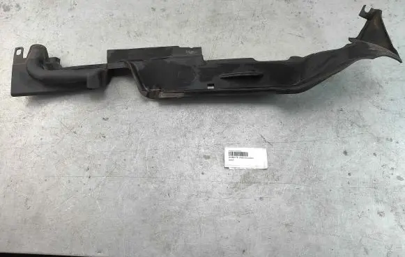 Audi A4 S4 B9 Fender end trim 8w082170