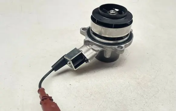 Nissan Pulsar Rear glass lock/latch Q185 010289803KT