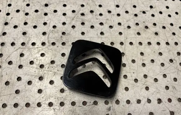 Citroen C3 R15 wheel hub/cap/trim 