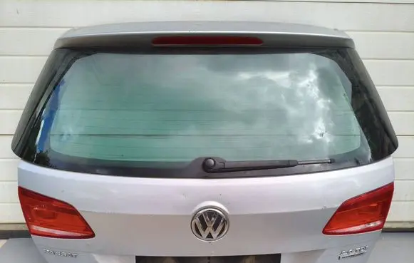 Tailgate/trunk/boot lid