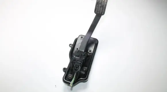 Jaguar XF X250 Accelerator throttle pedal 9X239F832BA