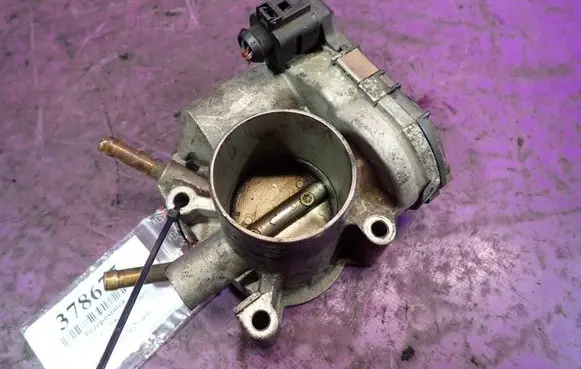Seat Ibiza III (6L) Throttle body valve 