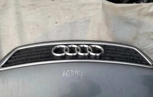 Audi A6 S6 C5 4B Front grill