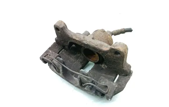 Volkswagen PASSAT B6 Front brake caliper