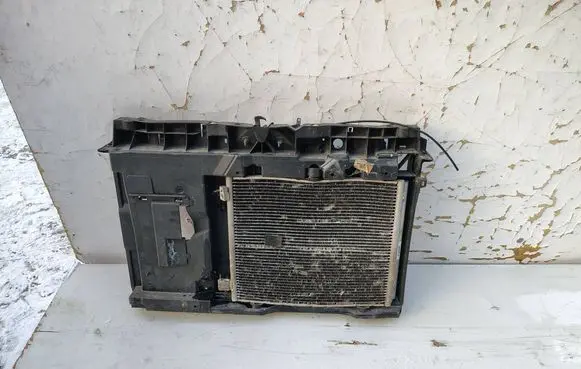 Citroen DS3 Coolant radiator 