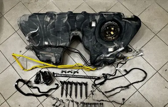 BMW 5 GT F07 Fuel injection system set 7800123 0445010617 7805428