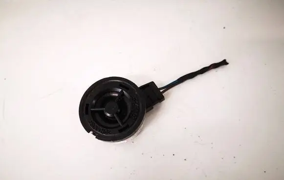 Opel Corsa E Front door speaker 528393164 729724108706