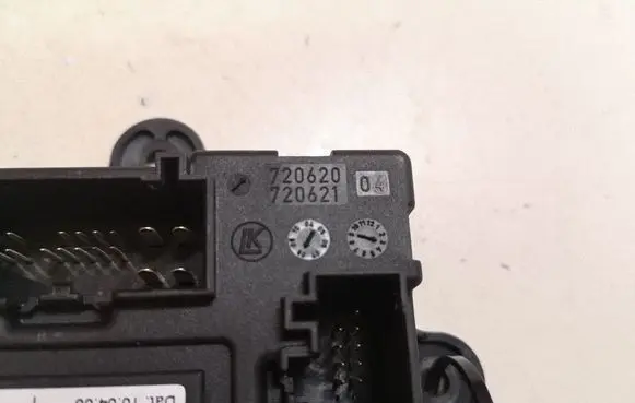 Ford Mondeo MK IV Door control unit/module 7G9T14B533BD 0507911300