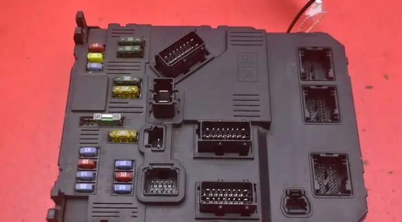 Peugeot 407 Fuse box set 9655708480