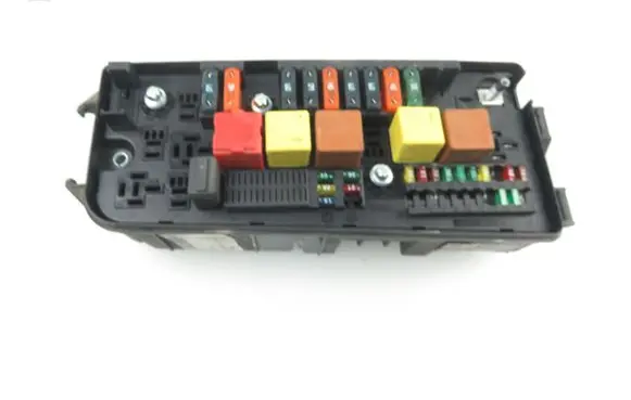 Opel Vectra C Central body control module 13112918 519038004