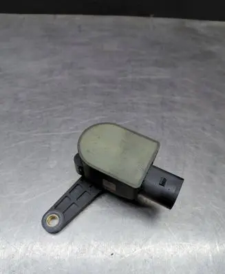 Audi A6 S6 C6 4F Headlight/headlamp level sensor 1T0907503