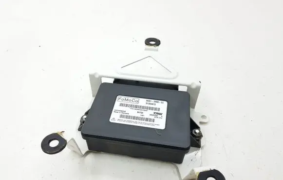 Volvo XC60 Hand brake control module 31334872