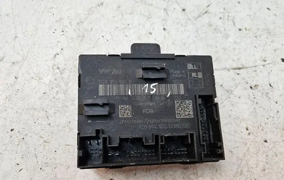 Volkswagen Touran III Door control unit/module 5Q0959593B