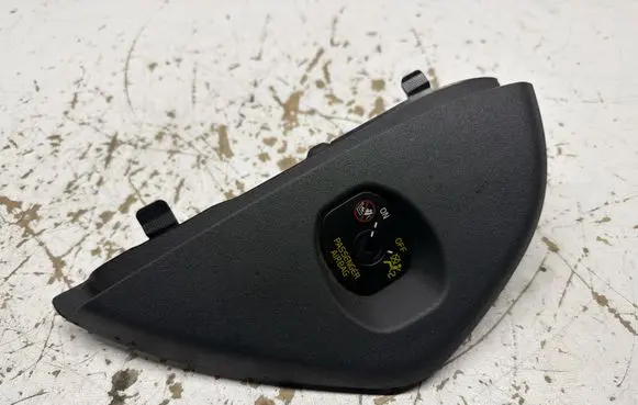 Volvo XC70 Dashboard side end trim 30672170