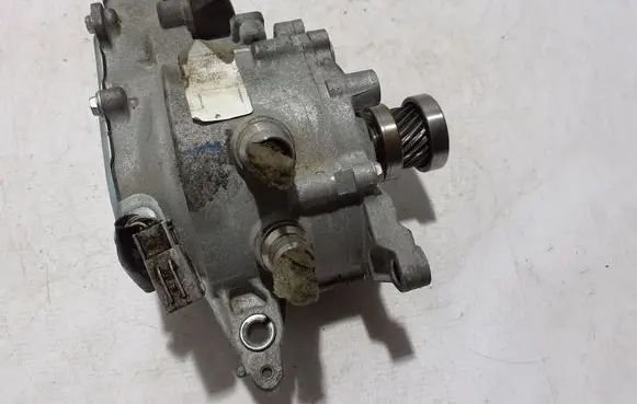 Renault Arkana Generator/alternator 231B15778R