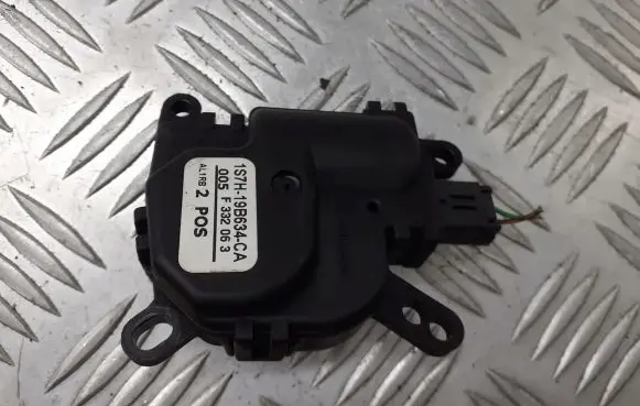 Ford Fiesta Central body control module 1S7H-19B634-CA