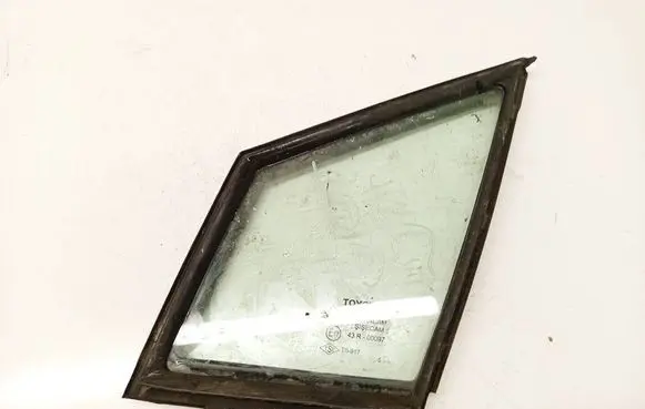 Toyota Corolla Verso AR10 Front door vent window glass four-door 