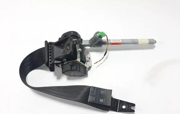 Volvo XC70 Rear seatbelt 39821977