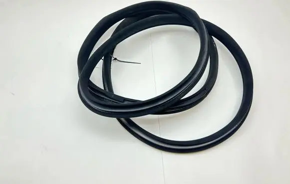 Mercedes-Benz C W204 Front door rubber seal 