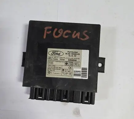Ford Focus Comfort/convenience module 98AG15K600ED 5WK47220D