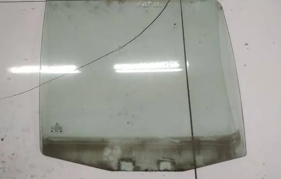 Volkswagen Golf III Rear door window glass AS2
