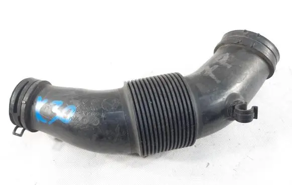 Volkswagen Touareg III Air intake hose/pipe 7P0129627B