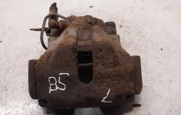 Volkswagen PASSAT B5 Front brake caliper
