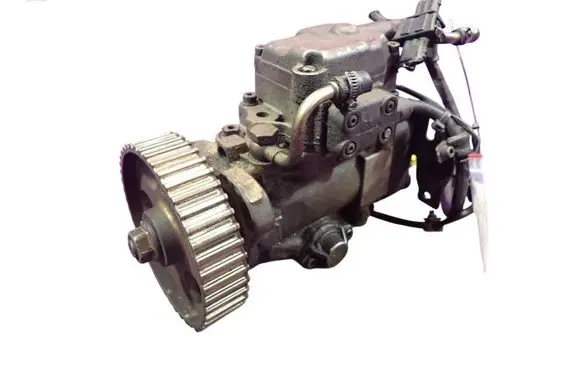Audi A4 S4 B5 8D Fuel injection high pressure pump 