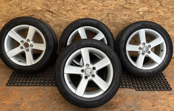 Volkswagen PASSAT B5.5 R16 alloy rim 3B0601025T