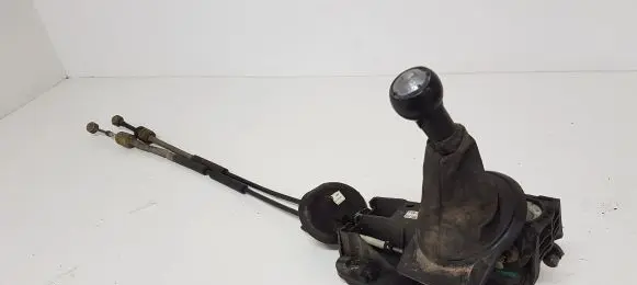 Citroen C4 I Gear shifter/selector 9657303580