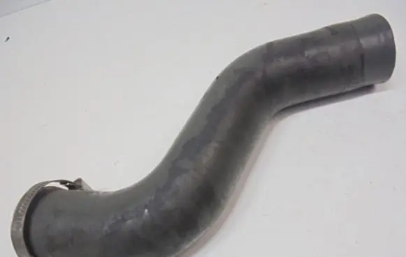 Air intake hose/pipe