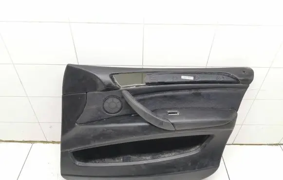 BMW X5 E70 Front door card panel trim 8735774 70P3406