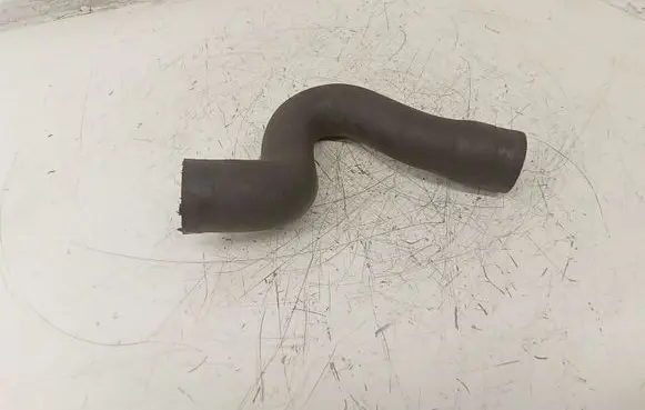 Volkswagen Transporter - Caravelle T5 Engine coolant pipe/hose