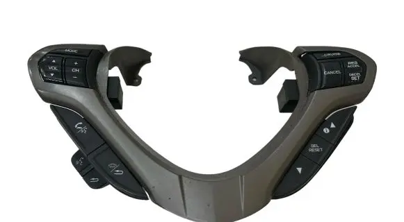 Steering wheel buttons/switches