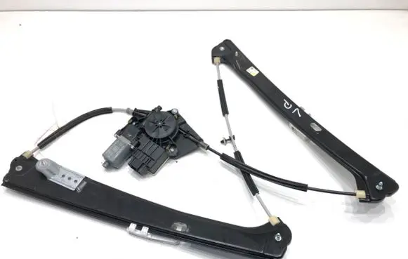 Skoda Kamiq Front door window regulator with motor 2Q1959405C